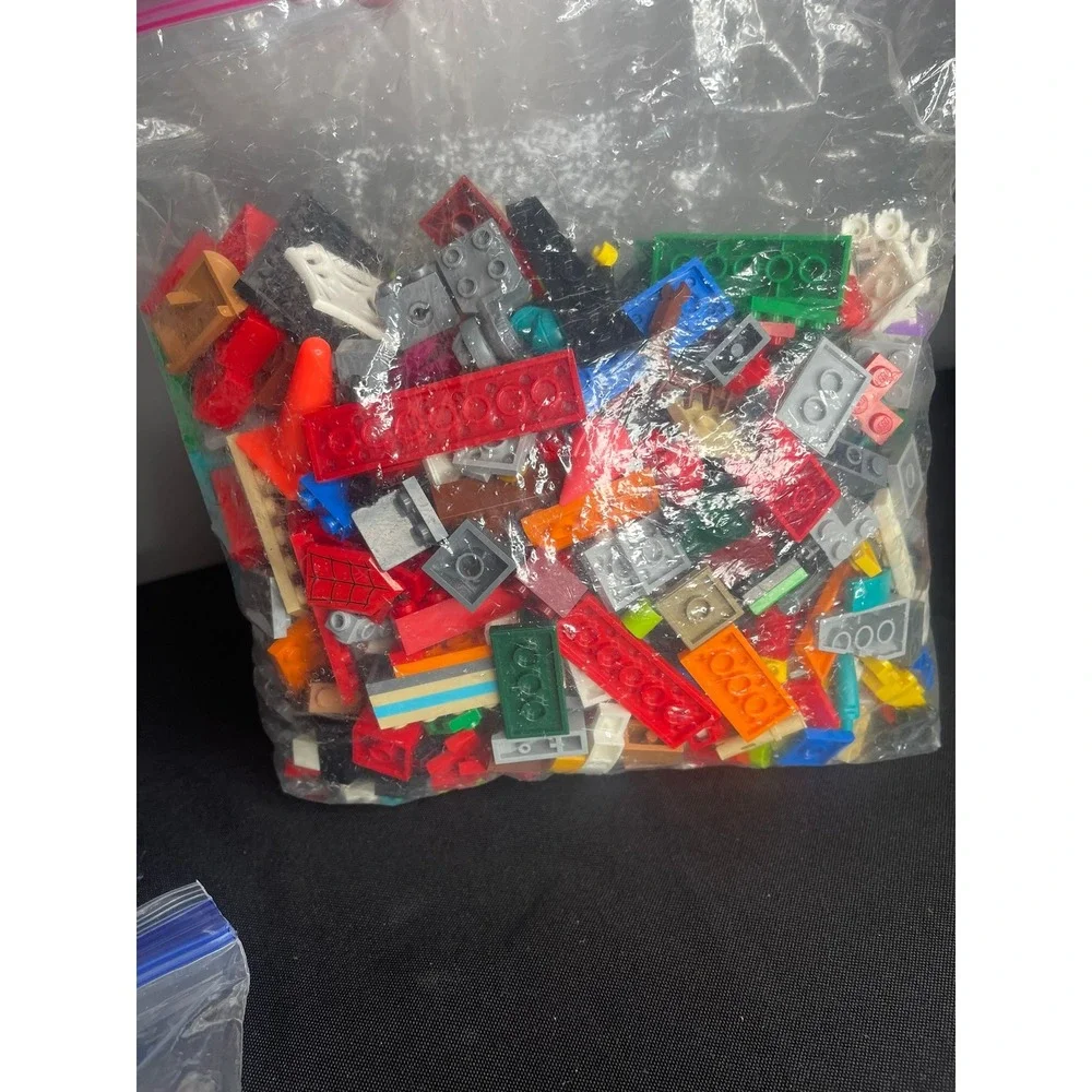Bulk Building Bricks Lot Mixed Colors and Pieces 2lb 11oz Assorted Toy Bricks